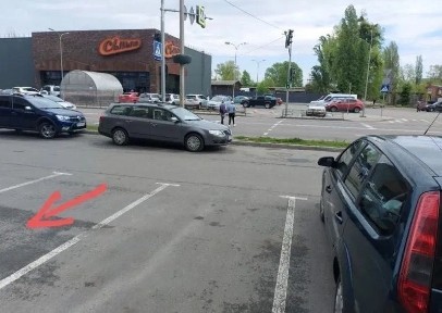 Терміново здам в оренду фасадне приміщення. Цоколь. Власник