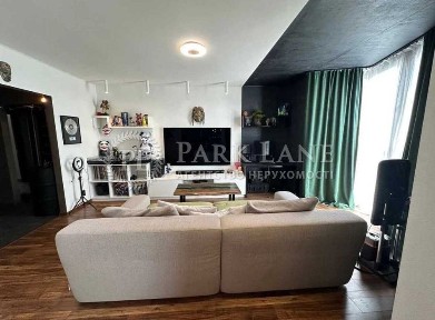 Драгоманова, 2а, квартира з ремонтом