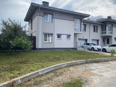 Продам Будинок (Таунхаус)