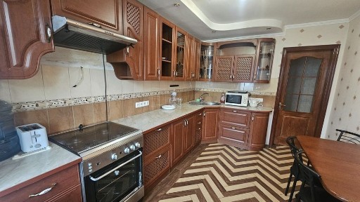 ТЕРМІНОВО! 3 кімн. квартира вул. ГОЛОВАТОГО початок