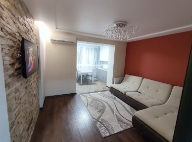 Продам квартиру в Харкові, вул. Залеська 5