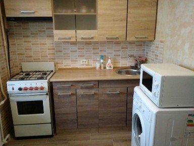 Здам 1к поруч метро Чернігівська, Дарниця, вул. Малишка.