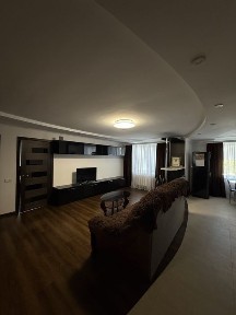 Оренда 3-кімнатної квартири, м-н Пасічна (вул. Целевича)AI