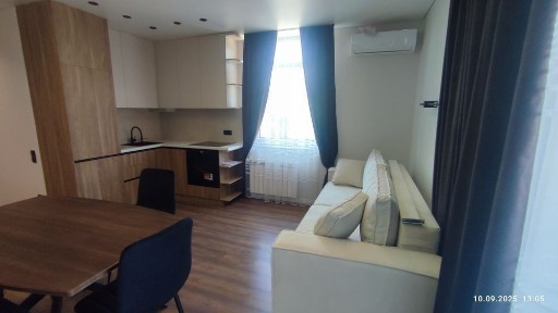 Продаж 1 кім квартири в новобудові міста Ужгород.