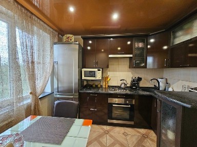 Трёхкомнатная квартира, В. Великого, ост. гостиница «Киев»