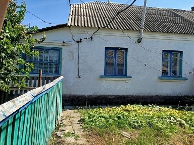 Частина будинку, окрема адреса, свій двір, земля приватизована, тихо