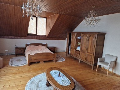 Продам двоповерховий будинок