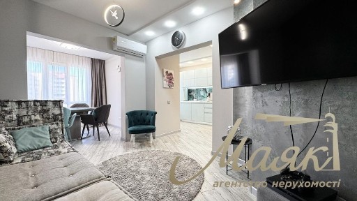 3х кімн. кв. в новобудові на Пісках.