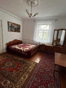 Будинок в Полонному