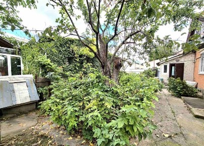 Продається частина будинку в центрі, вул. Київська/Князів Острозських