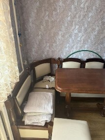 Продам однокімнатну двухсторонню квартиру