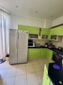 Львів, Залізничний, Шараневича 2