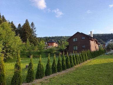 Продаж в Східниці двох будинків ( основний та гостьовий)