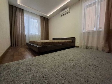 Донця 2А Оренда 2к НАУ Швидкісний Мамаєва Слобода. Генератор