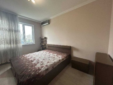 Оренда трикімнатної квартири просп. Глушкова 25. м. <a href='/newbuilding/5395/view/zk-teremki'>Теремки</a> 2хв