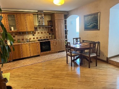 Довгострокова аренда двокімнатноі квартири