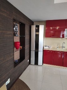 Центр, вул. Соборності, 50, 3-и кімн. квартира.