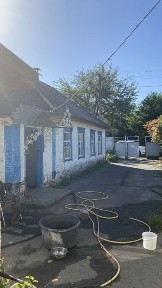 Два будинка в с. Недогарки