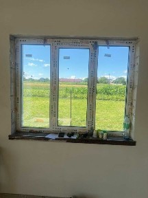 новозбудований просторий будинок