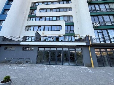 ОРЕНДА КОМЕРЦІЙНОГО ПРИМІЩЕННЯ 154,3 м у ЖК по вул. Трускавецька, 115