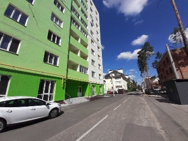 Продаж фасад приміщення коммерція 64кв. м, перший поверх вул. Лісова