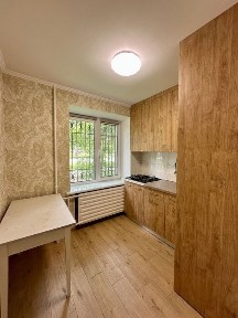 Двокімнатна квартира, новий ремонт, р-н Ремзавод (NN)