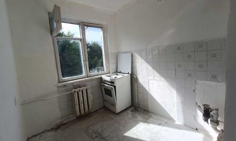 Продаж 1 кім квартири по вул. Симоненка