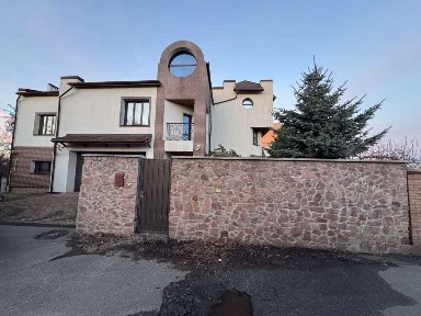 Оренда будинку 1050 м², Ужгородська вул.