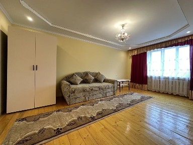 Оренда 1-кімнатної квартири. Вул. С. Стрільців! Вільна з 3го числа. !