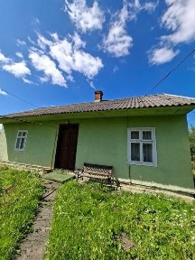 Продаж будинку в Комарно