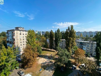 Киев, Ивана Выговского ул., 2