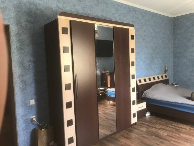 Будинок 200 м² з ремонтом, гараж та окрема будівля 40 м². Без посередн