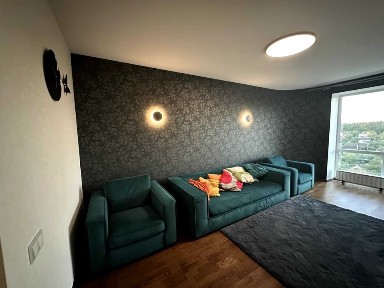 Продаж 3-кімнатної квартири в ЖК «Чайки» - 86 м² з ремонтом та меблями