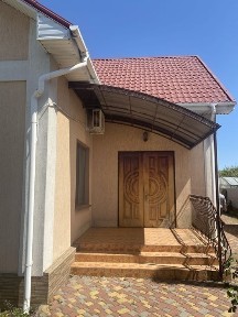 Продам частный дом в Молодёжном с капитальным ремоотом