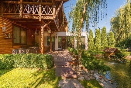 Київська область, Вишеньки