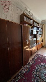 Продам двухкомнатную квартиру в центре по Соборной.