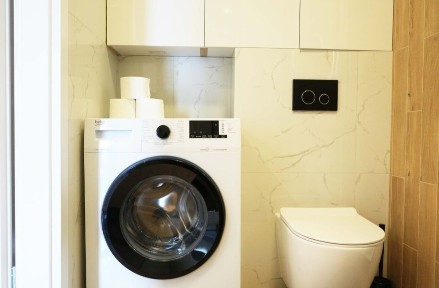 Подобово, Погодинно Обл. Лікарня вул. В. Бердичівська 55