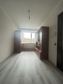 Продам 2кімнатну квартиру в центрі с. Зоря.