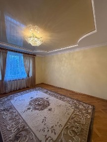 2-кімнатна квартира в новобудові. Центр міста !