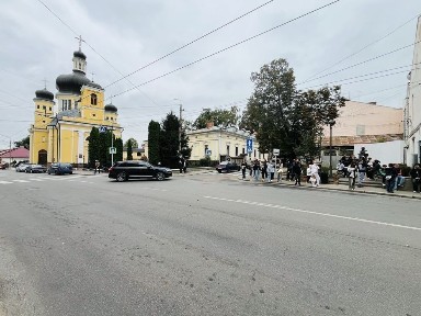 Комерційне приміщення - Центр - 200 м2 з Ремонтом