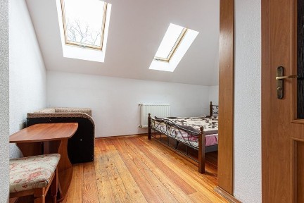 Оренда 2кім. квартири в Брюховичах вул. Незалежності