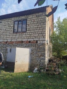 Продам будинок недобудову в селі Кадиївці