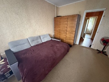 Продається 1 кімнатна квартира вул. Відінська