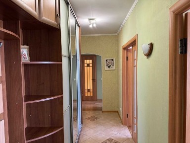 Продаж 3-кімнатної квартири в центрі Чернігова Світла та тепла