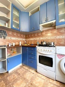 Продаж 1-кімнатної квартири вул. Холодногірська. 2/9 поверх