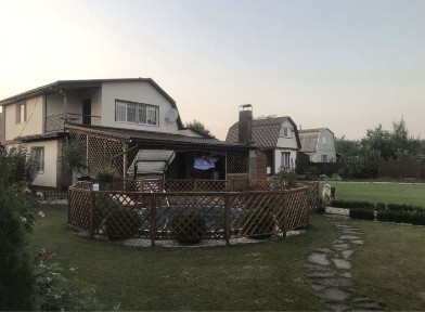 Загородный дом, дача. На територии 2 дома 12соток