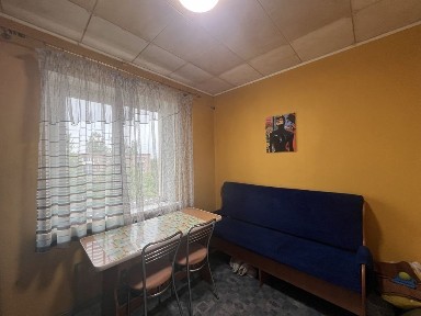 Продам 1 кімнатну квартиру в центрі міста.