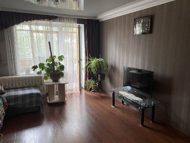 3х кімнатна квартира в центрі Канева