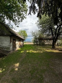 Продається земельна ділянка з будинком у селі Суськ | 30 км від Луцька