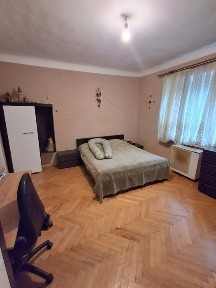 Продається 2-х кімнатна квартира біля парку Т. Г.Шевченка